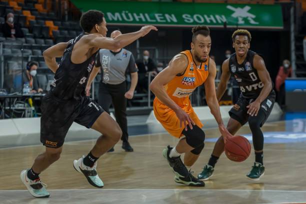 家建立了职 家建立了职