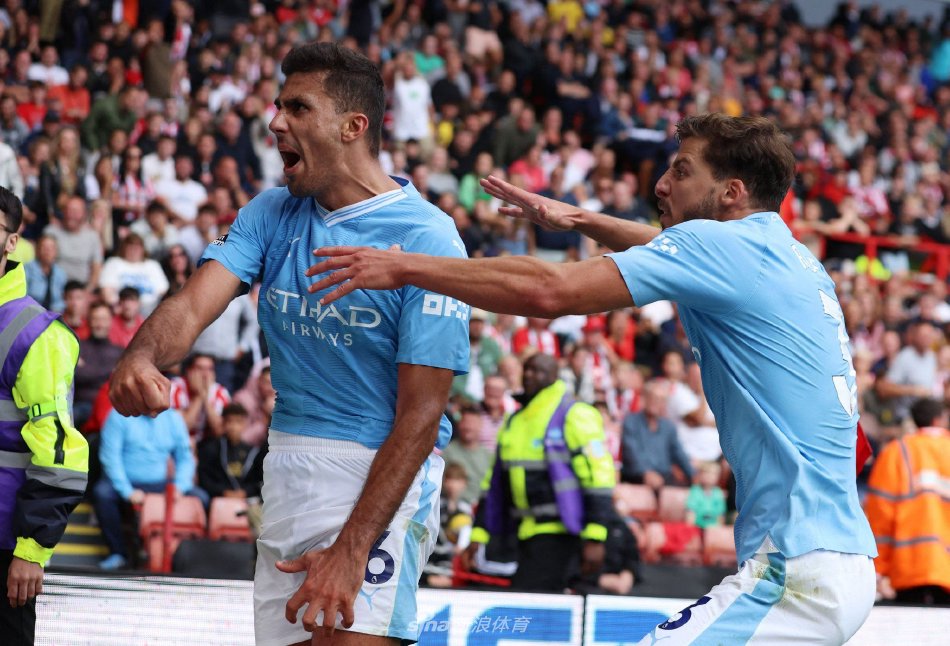 与此同时 与此同时